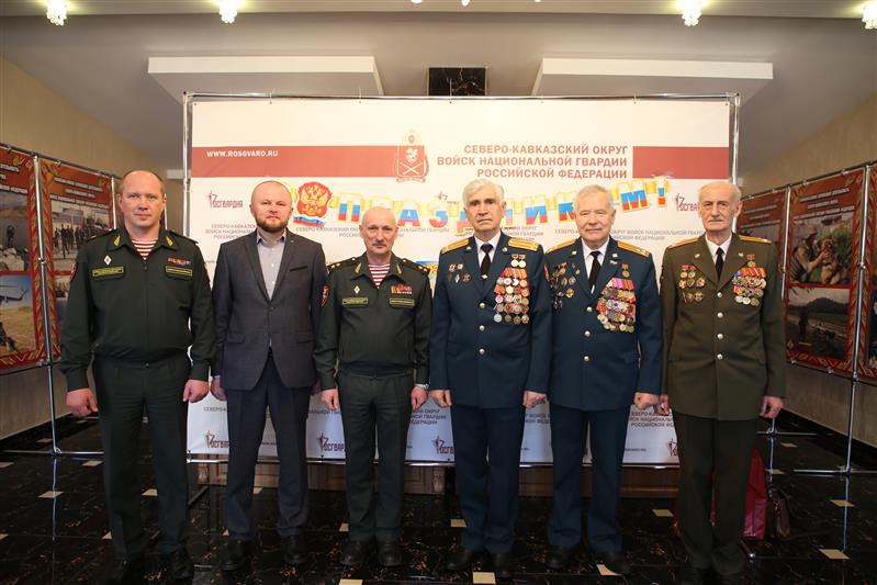 В Северо-Кавказском округе Росгвардии поздравили ветеранов службы с Днем защитника Отечества