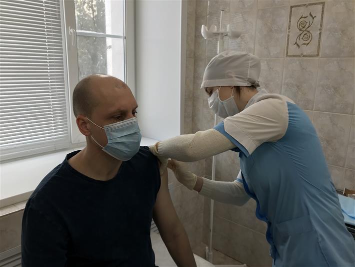 В Твери росгвардейцы проходят вакцинацию от коронавирусной инфекции 
