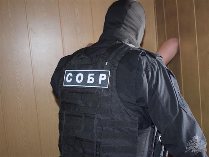 В Иркутске при участии СОБР Росгвардии задержаны владельцы и работники нелегального казино (видео)