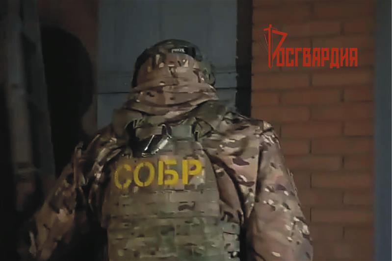 В Красноярске при содействии СОБР Росгвардии задержаны участники организованной преступной группы, занимавшейся незаконной игорной деятельностью