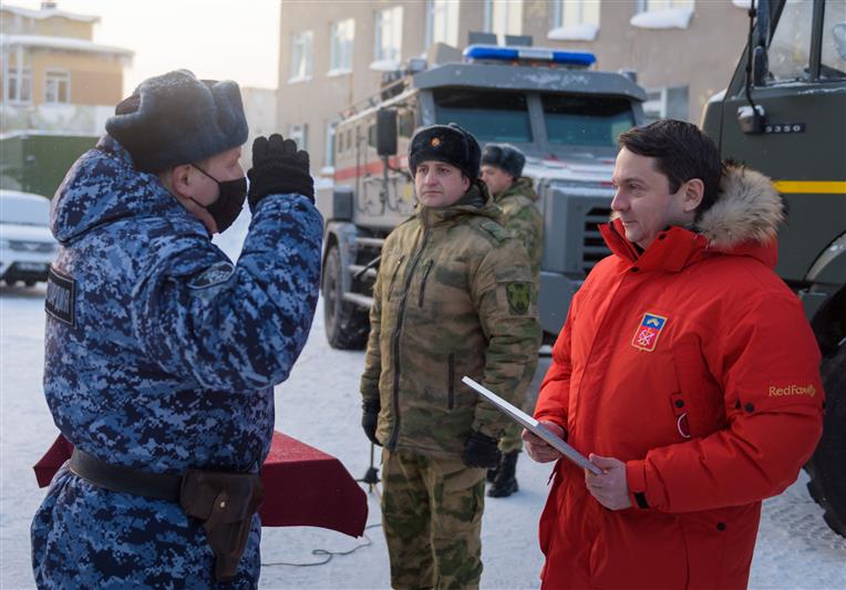 Губернатор Мурманской области поздравил с наступающим Днём защитника Отечества личный состав тероргана Росгвардии