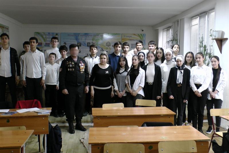 На Северном Кавказе росгвардейцы участвуют в мероприятиях, посвященных годовщине победы в Сталинградской битве