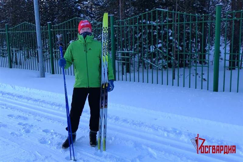 Ко всероссийскому ведомственному флешмобу «Сан Саныч, беги!» присоединились представители Росгвардии из Югры (видео)