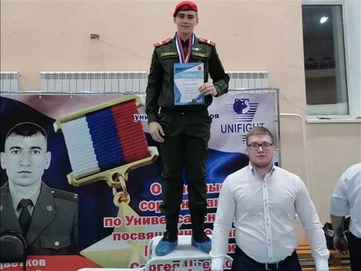 В Кузбассе состоялся Чемпионат по универсальному бою, посвященный погибшему офицеру спецназа Росгвардии