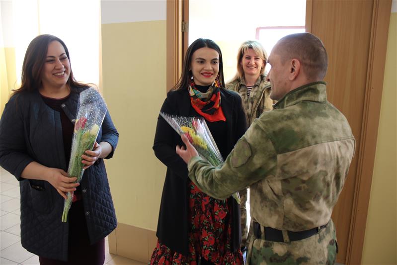 В Северо-Кавказском округе Росгвардии прошли мероприятия в преддверии Международного женского дня