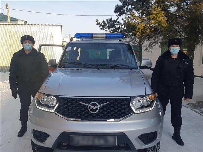 В Омской области сотрудниками Росгвардии задержаны двое местных жителей, подозреваемых в угоне автомобиля