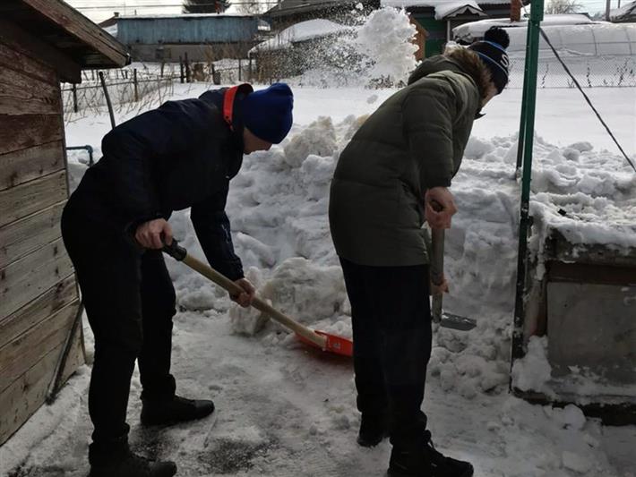 Росгвардейцы оказали адресную помощь ветерану Великой Отечественной войны
