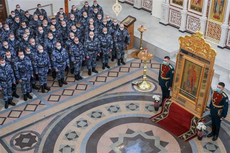 В День войск национальной гвардии Российской Федерации в главный храм Росгвардии доставили икону Святого князя Владимира