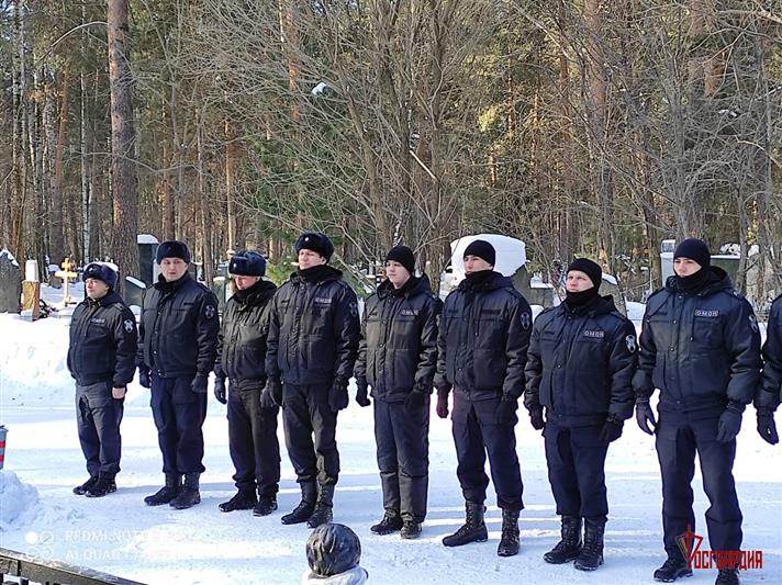 Память десяти бойцов ОМОН, героически погибших на Северном Кавказе 25 лет назад, почтили на Среднем Урале и Пятигорске