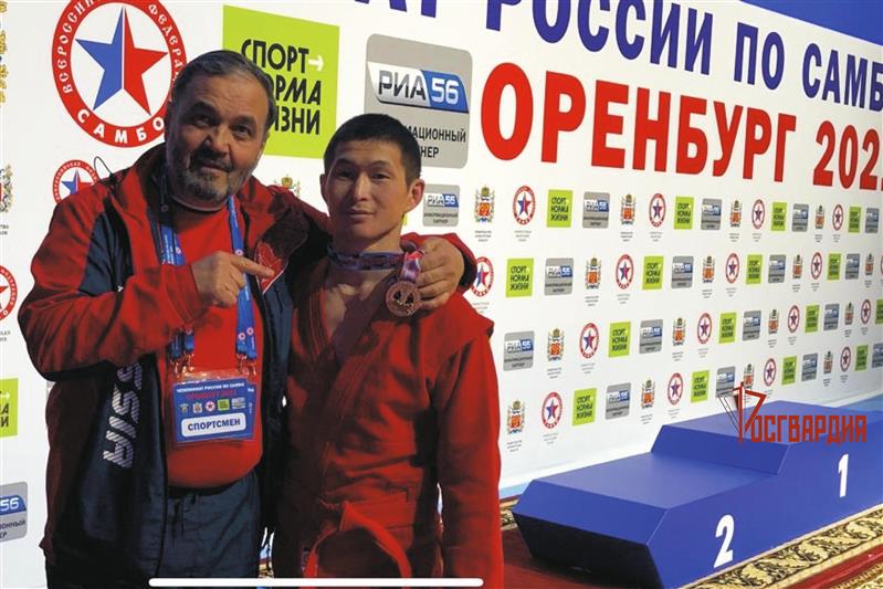 Военнослужащий Росгвардии из Красноярска стал Чемпионом России по самбо 2021 года