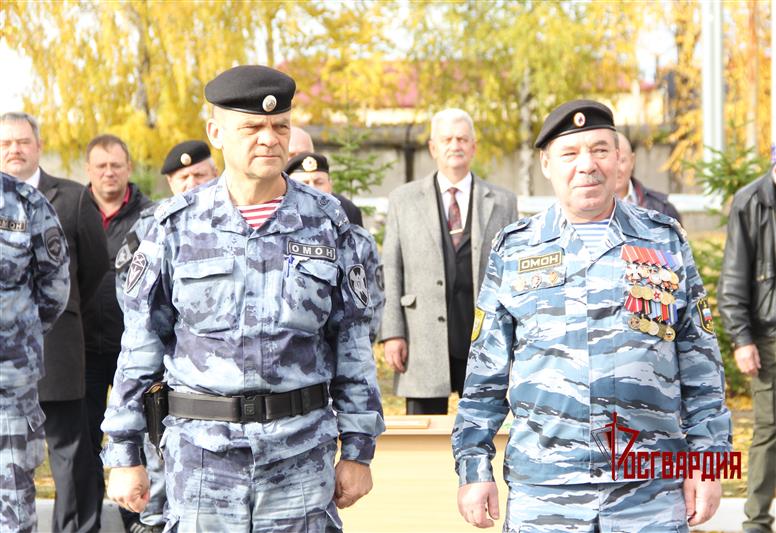 Всероссийскую ведомственную акцию «Я служил в Росгвардии» поддержал первый командир тюменского ОМОН (видео)