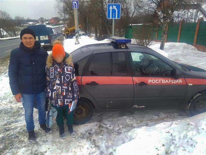 Росгвардейцы вернули жителю Новой Москвы его дочь, которая вовремя не вернулась с тренировки домой 