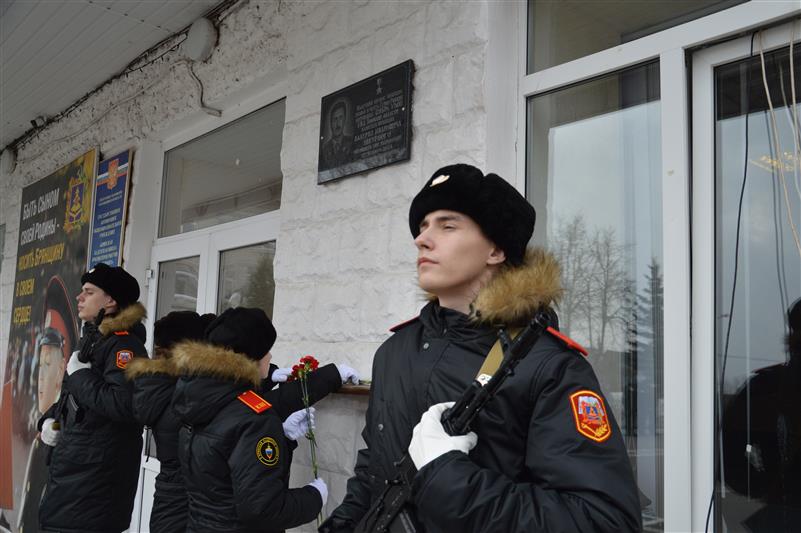 Росгвардейцы провели День открытых дверей для школьников Тамбовского района