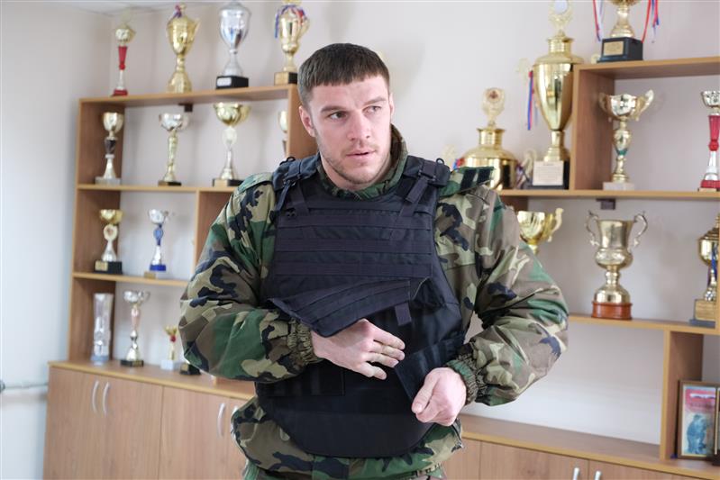 Чемпион мира и Европы по боевому самбо Вадим Немков принял участие в проекте «Один день со спецназом Росгвардии»