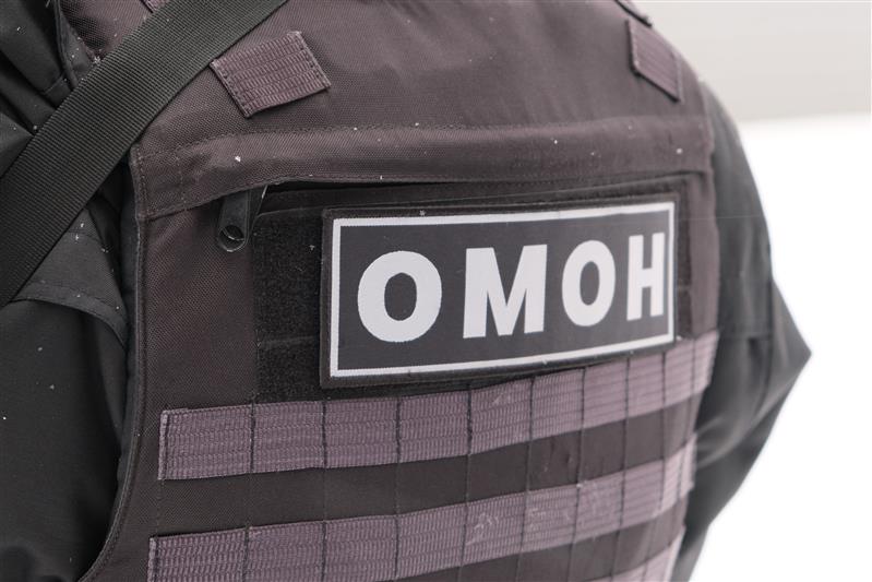 В Смоленске при участии ОМОН Росгвардии пресечён факт поставки немаркированной табачной продукции