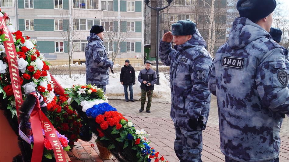 В Подмосковье почтили память погибших бойцов сергиево-посадского ОМОН