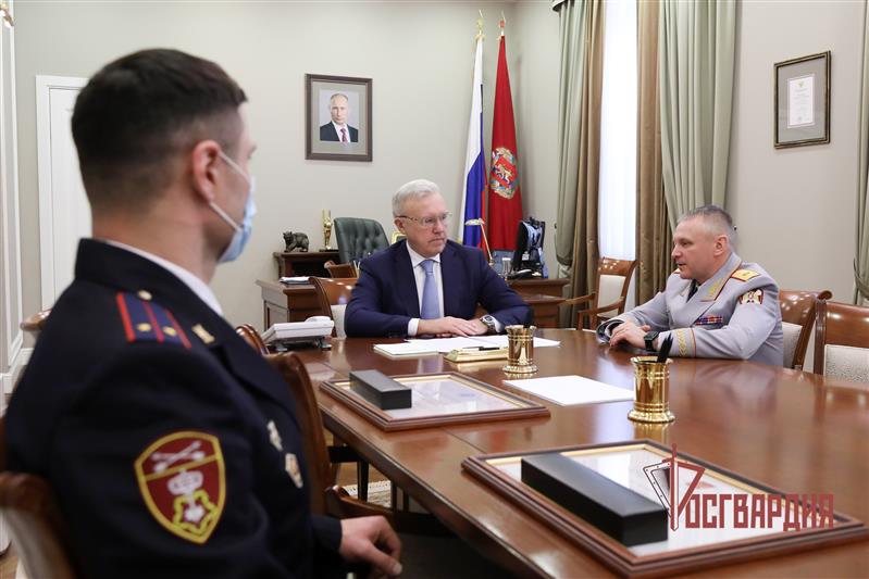 Губернатор Красноярского края поздравил сотрудников Росгвардии с профессиональным праздником