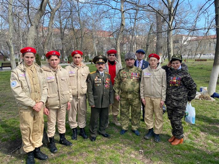  Ветеран Росгвардии принял участие во всероссийской акции «Сад памяти» в Дагестане