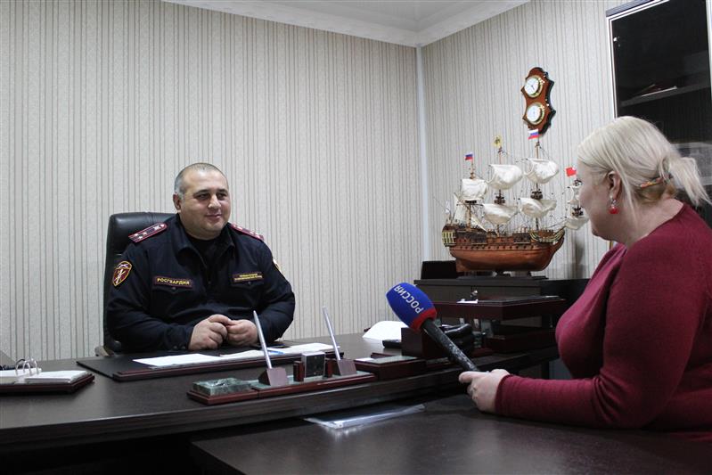 В Кабардино-Балкарии журналисты телеканала «Россия 24» посетили территориальное Управление Росгвардии