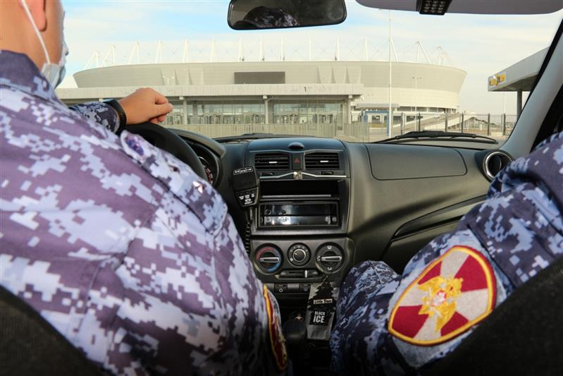 В Ростове-на-Дону росгвардейцы обеспечили правопорядок при проведении футбольного матча между «Ростовом» и «Сочи»