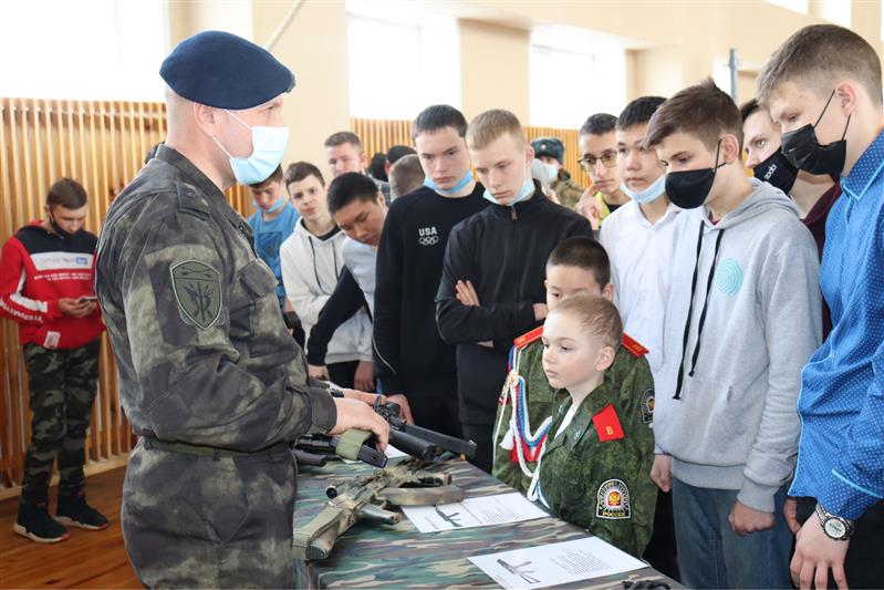 Торжественные мероприятия, посвященные Дню войск национальной гвардии России, прошли в Сибирском округе Росгвардии