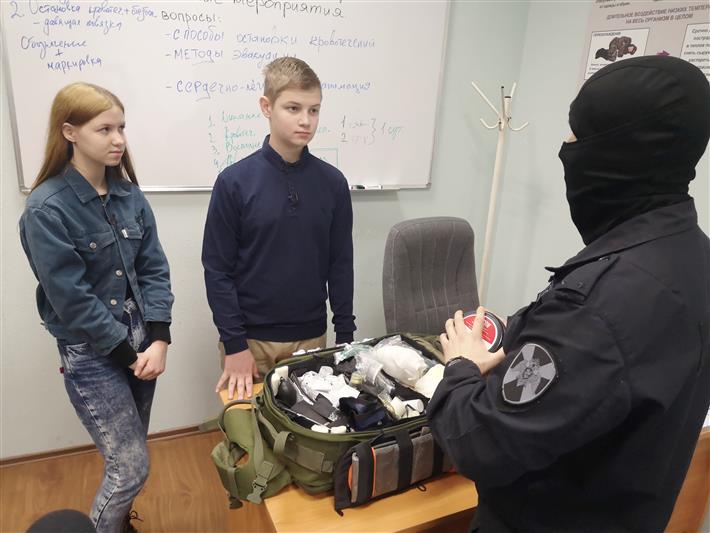Сотрудники петербургского СОБР оказали содействие в реализации социального проекта «День ангела» на федеральном телеканале