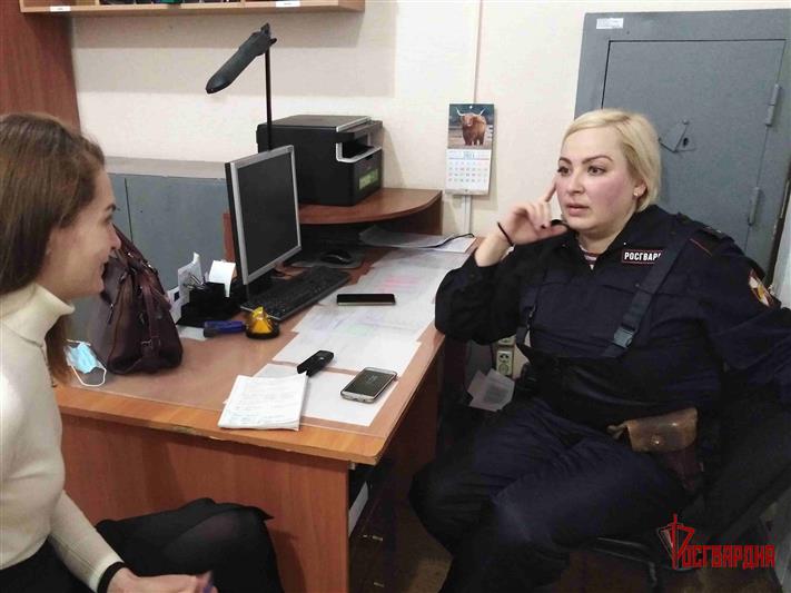 На Урале стартовала акция Росгвардии «Женщины в погонах»