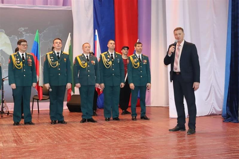 На Ставрополье с праздничной программой выступил ансамбль песни и пляски Северо-Кавказского округа Росгвардии  