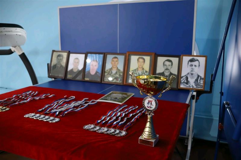 Сотрудники новосибирского ОМОН приняли участие в турнире по рукопашному бою, посвященному погибшим сотрудникам спецподразделения