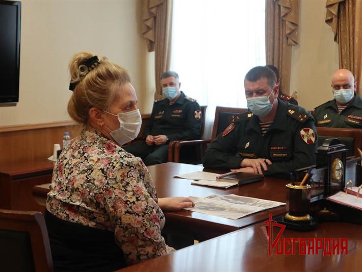 Командующий Уральским округом Росгвардии провел личный прием граждан 