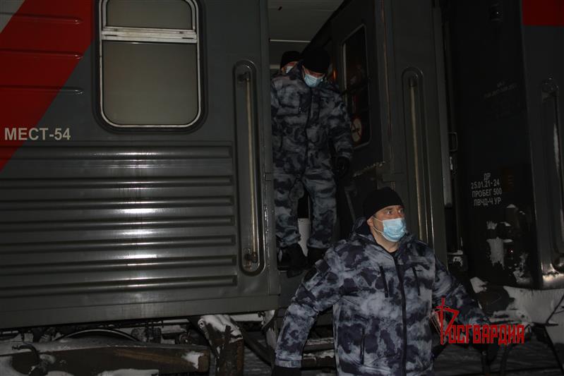 В Тюмень из служебной командировки вернулся сводный отряд спецподразделений Росгвардии 
