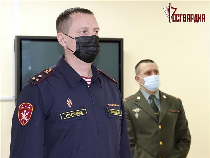 В Горно-Алтайске открылась фотовыставка «Войска правопорядка. События и лица»