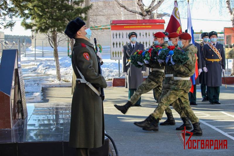 В Уральском округе проходят праздничные мероприятия, посвящённые Дню войск национальной гвардии