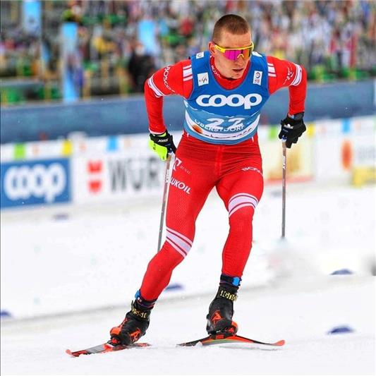 «Серебро» лыжного марафона на Чемпионате мира в Германии завоевал офицер Росгвардии Александр Большунов 