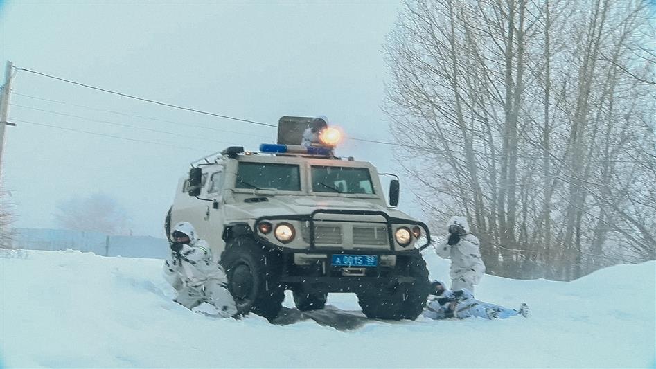 Сотрудники пензенского ОМОН Росгвардии отработали профессиональные навыки (видео)