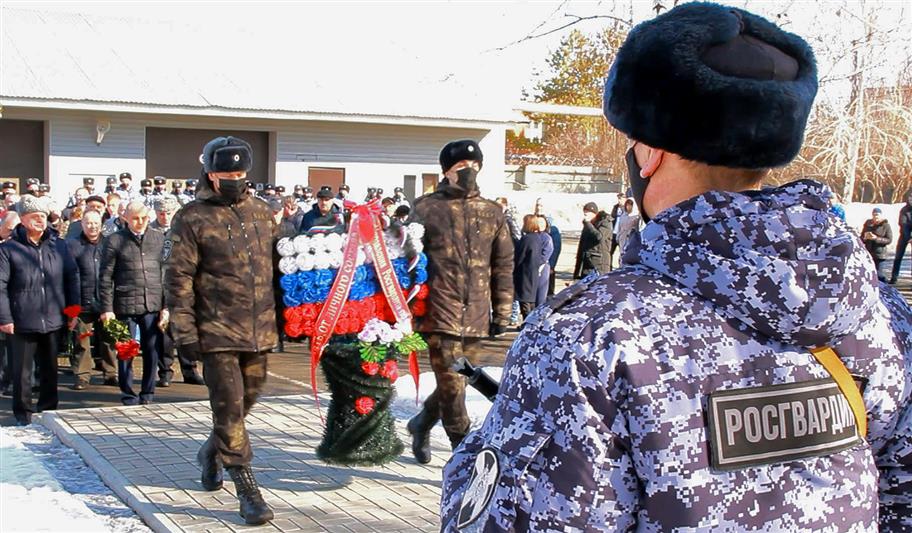 В оренбургском управлении вневедомственной охраны открыли мемориал погибшим правоохранителям