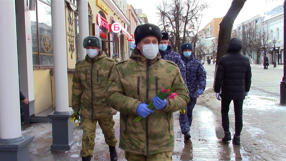 Пензенские  росгвардейцы приняли участие в акции «Вам, любимые!» 