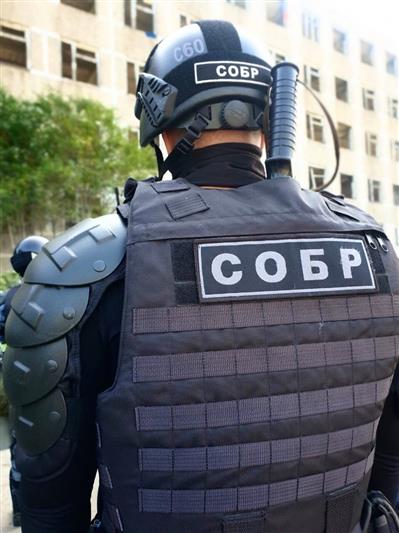 При содействии СОБР Росгвардии в Калининградской области задержан подозреваемый в поджоге