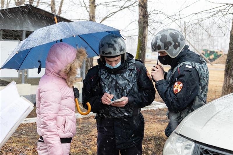 В Хабаровске завершился краевой этап конкурса профессионального мастерства среди сотрудников групп задержания