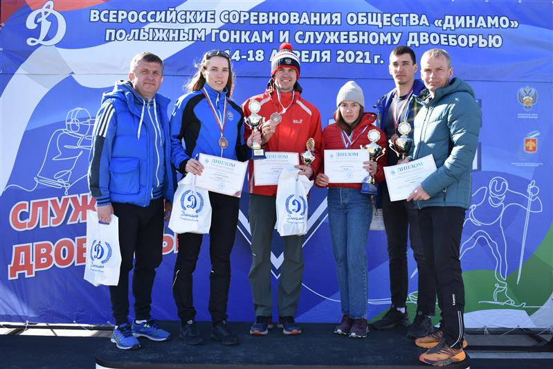 Сборная Росгвардии стала победителем Всероссийских соревнований общества "Динамо" по служебному двоеборью и лыжным гонкам