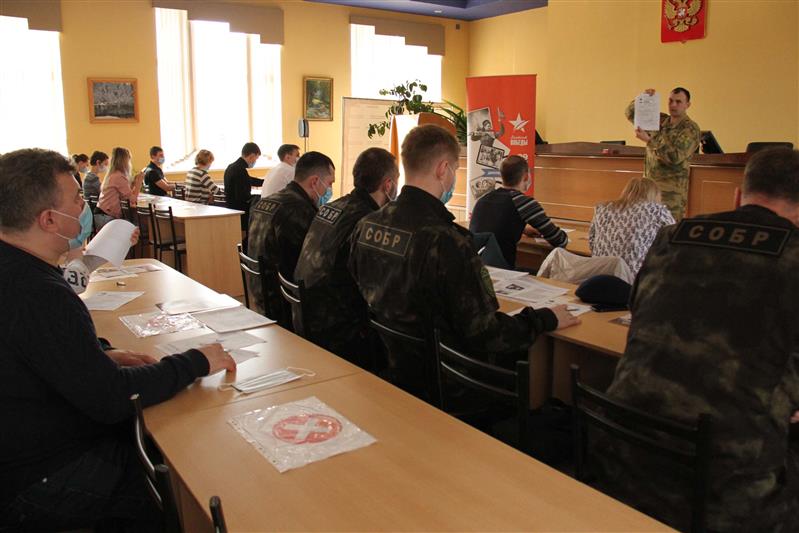 В Сибири военнослужащие и сотрудники Росгвардии написали «Диктант Победы»