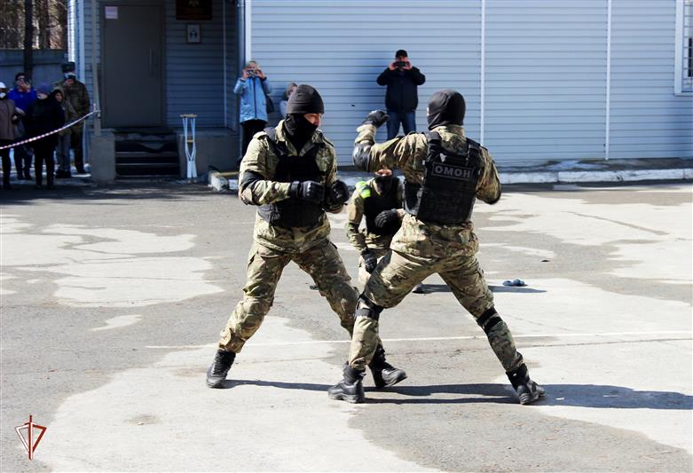 ОМОН (на транспорте) Управления Росгвардии по Новосибирской области отметил 28 лет со дня образования