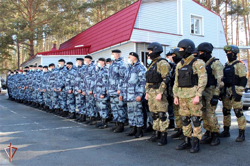 ОМОН (на транспорте) Управления Росгвардии по Новосибирской области отметил 28 лет со дня образования