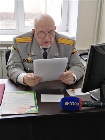 Съемочная группа регионального телеканала ГТРК «Карачаево-Черкесия» побывала в гостях у представителей совета ветеранов  регионального управления Росгвардии