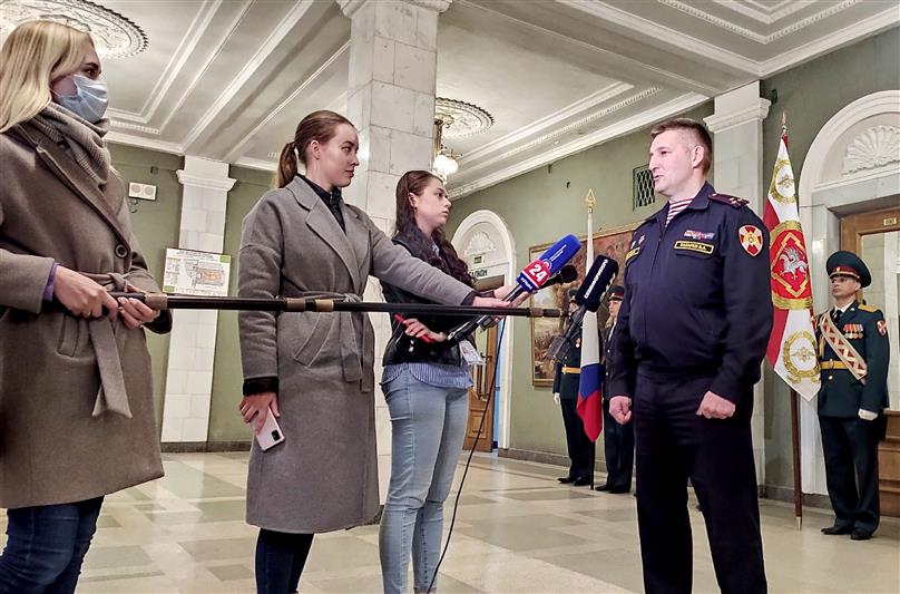 В Севастополе специальный моторизованный полк Росгвардии отметил 7-летие со дня сформирования