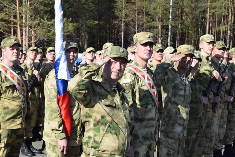 Росгвардейцы приняли участие в первой тренировке торжественного шествия 9 мая в Нижнем Новгороде 