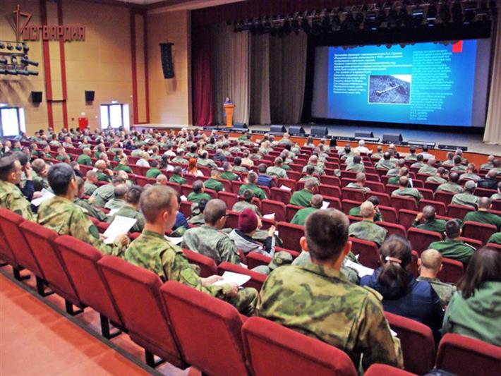 В Сибири военнослужащие и сотрудники Росгвардии написали «Диктант Победы»
