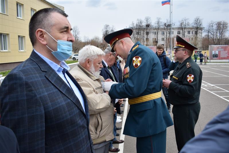 В казанском батальоне Росгвардии отметили 75-летие подразделений по охране важных государственных объектов и специальных грузов