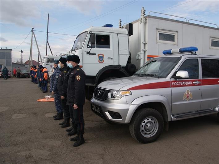 Подразделения Сибирского округа Росгвардии принимают участие во Всероссийских учениях по ликвидации последствий чрезвычайных ситуаций природного характера