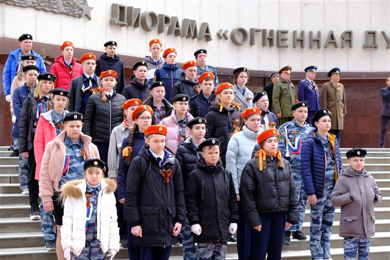 Росгвардейцы Центрального округа приняли участие в памятных мероприятиях ко Дню Победы